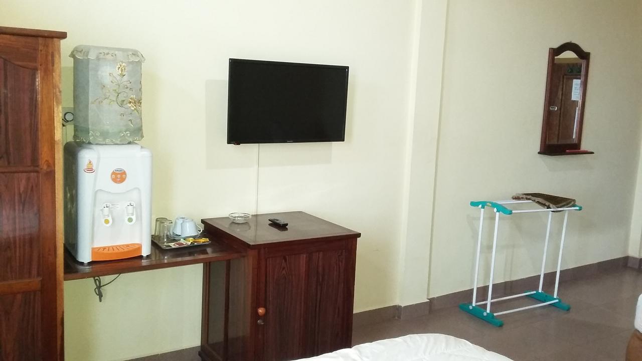 Hotel Ar - Riyadh Kualatungkal Esterno foto